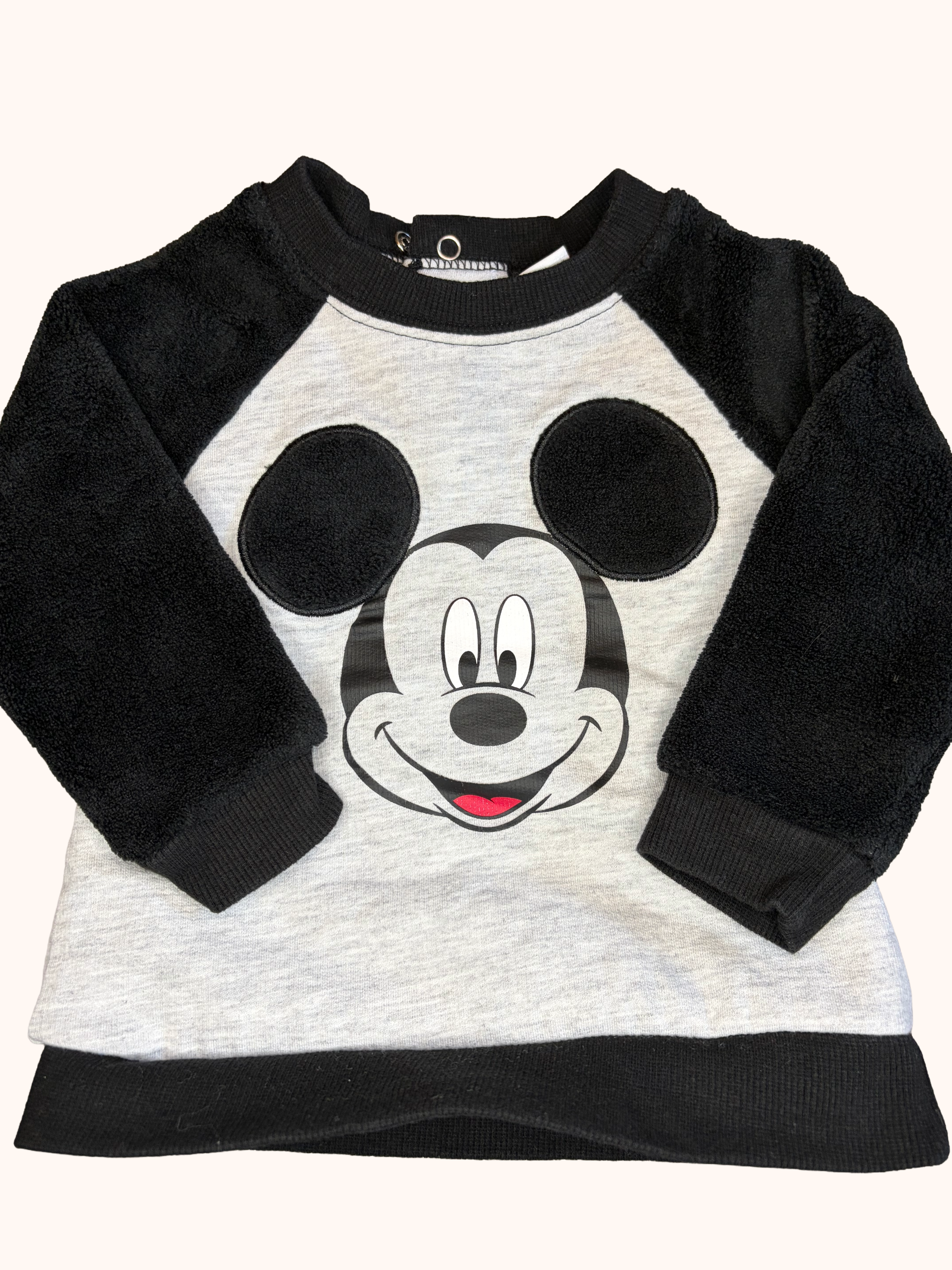 Disney- 6M