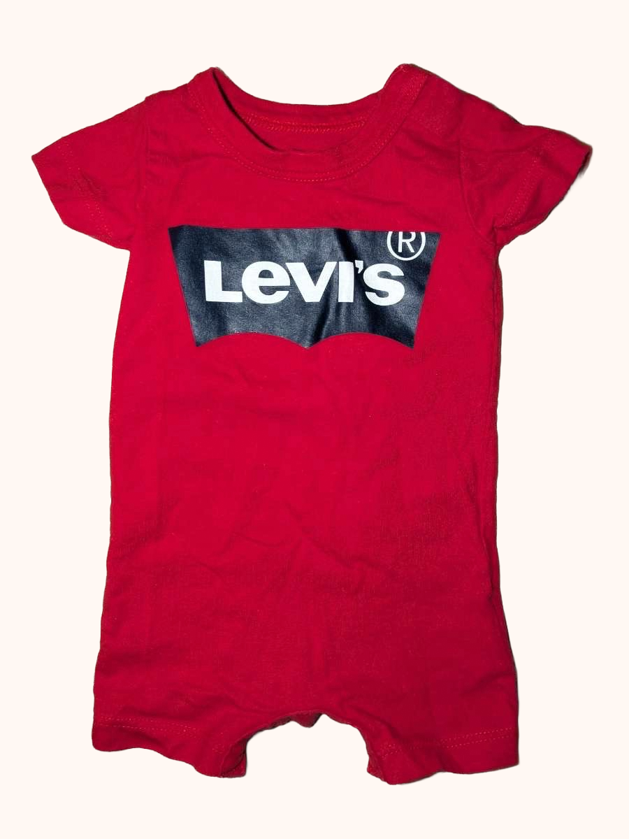 Levis - Nouveau-né