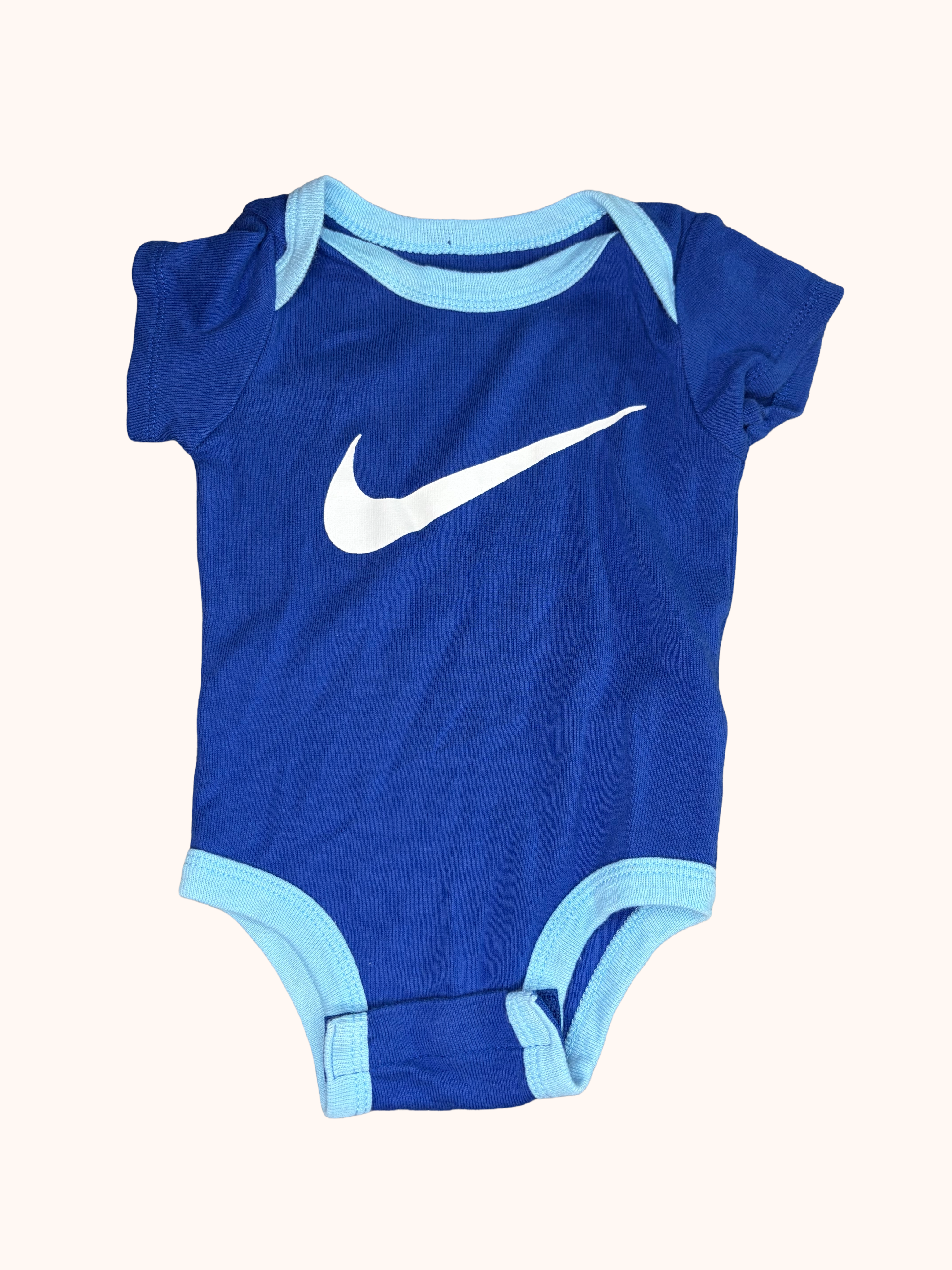 Nike - 0/6M