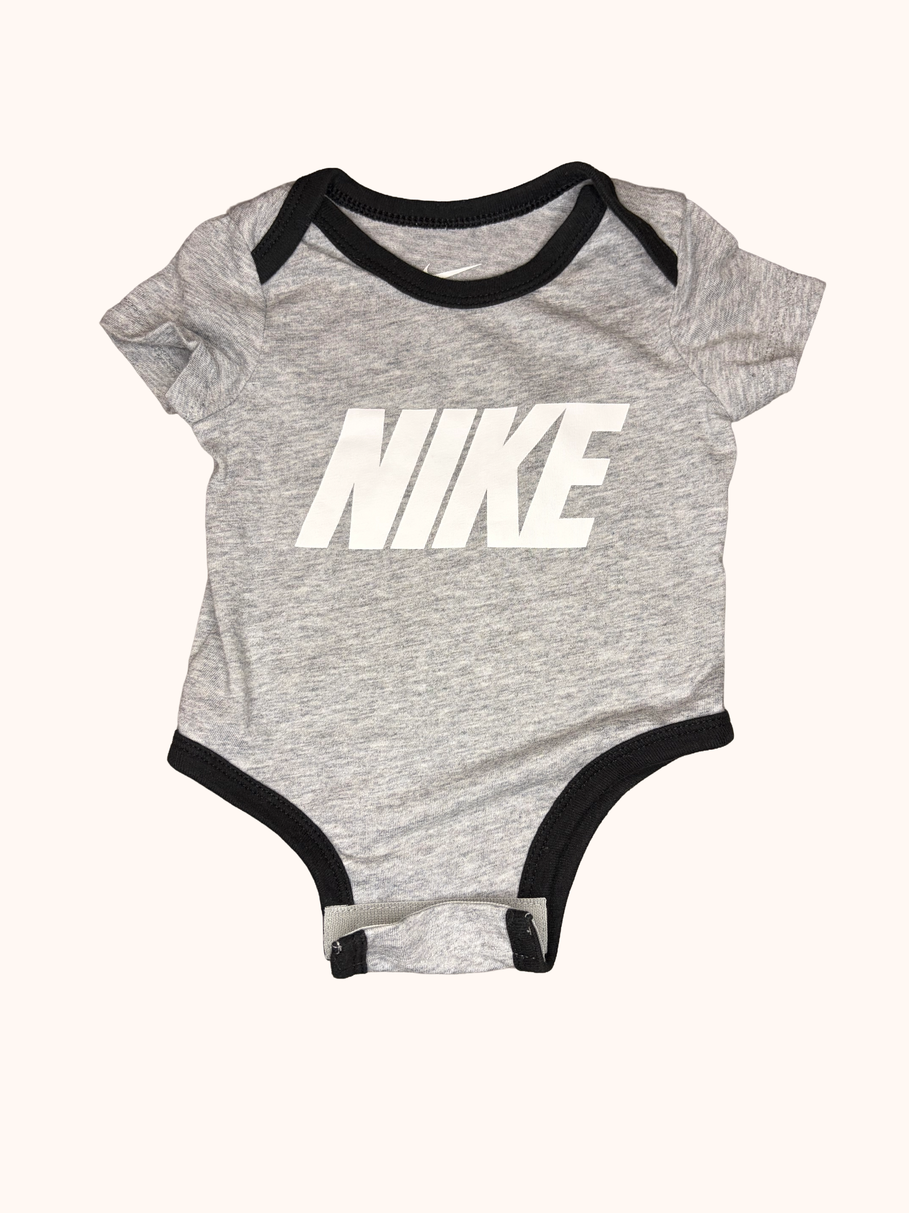 Nike - 3M